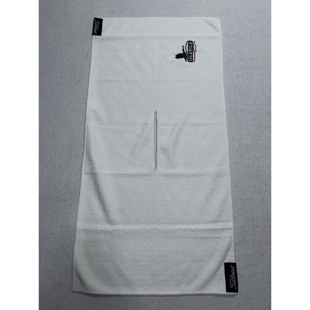Titleist White Golf Towel Idlewild Golf Club Embroidered Clubhouse Logo